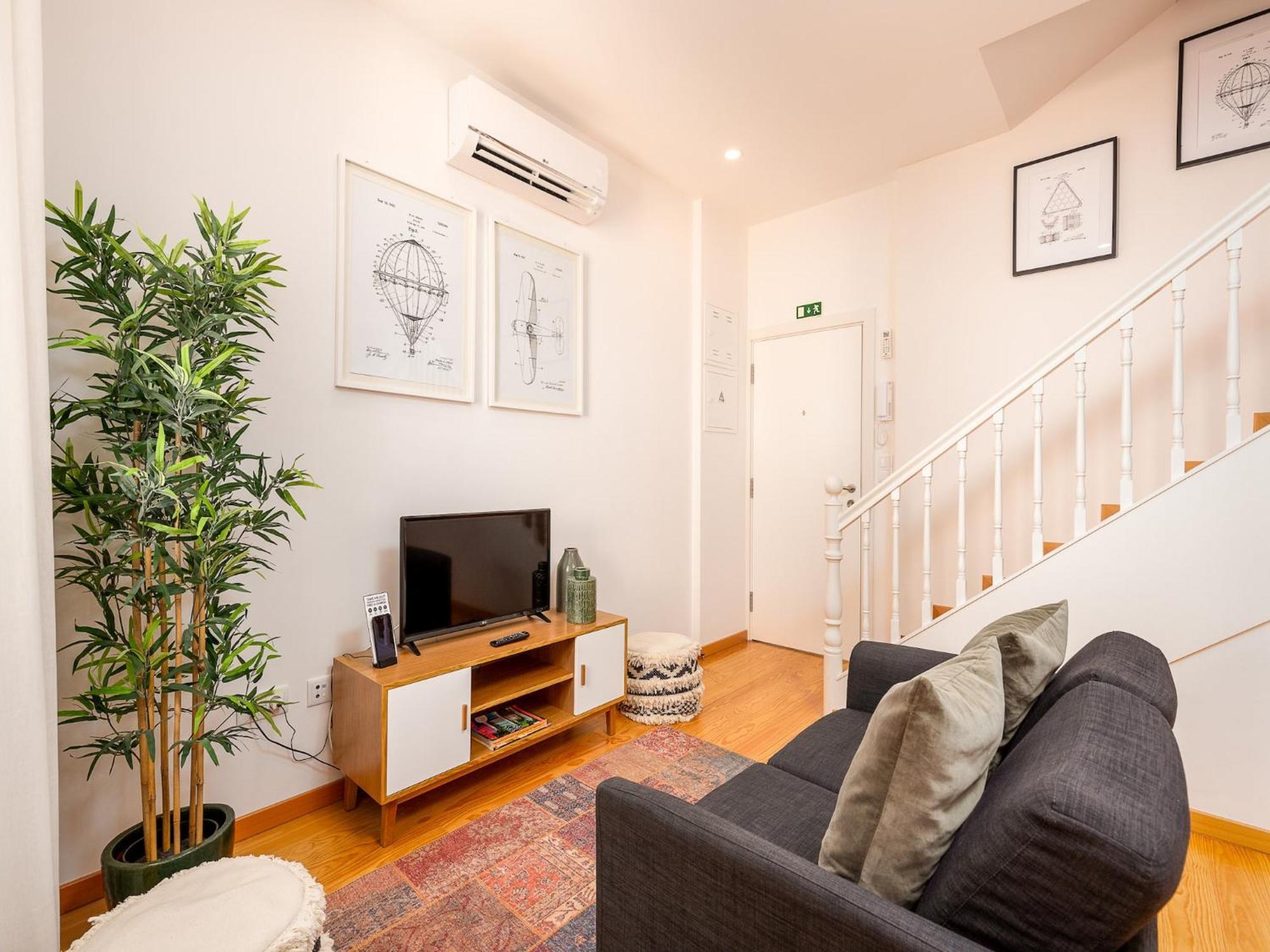 Apartment Charming 1-bedroom In