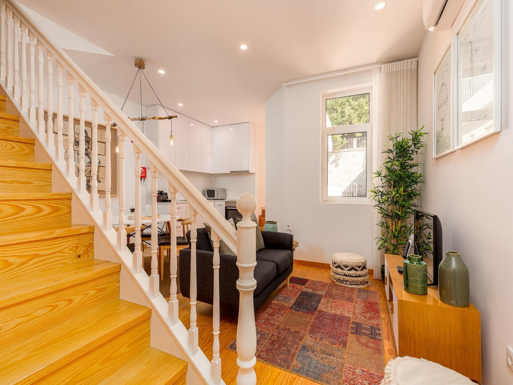Charming 1-bedroom In Apartment